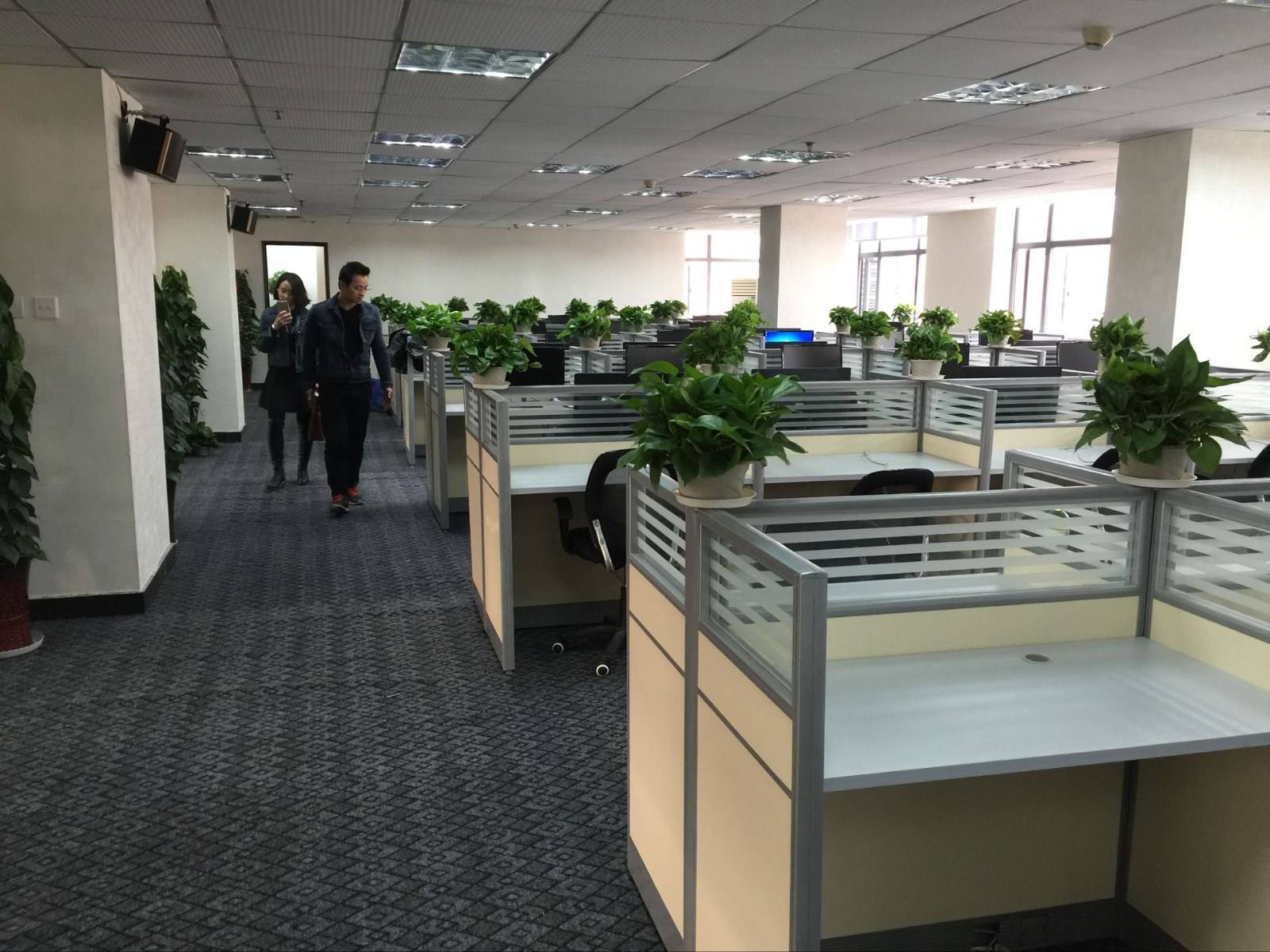 看成都航空職業(yè)技術學院怎么樣