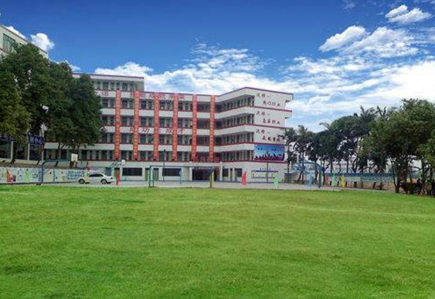燎原職業(yè)技術(shù)學(xué)校開設(shè)專業(yè)有哪些？