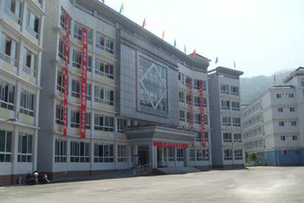 學(xué)校招生